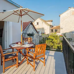 Zlatin Dvor Appartement Trogir